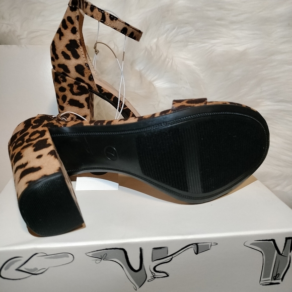 A New Day Ema High Heel Block Pumps Leopard Print Multiple sizes - Picture 5 of 5